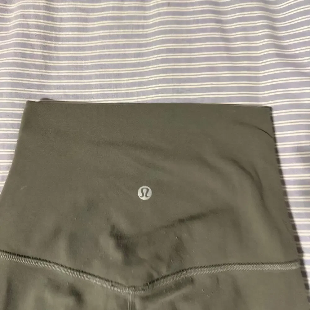 lululemon Athletica Align Short - Picture 3 of 4
